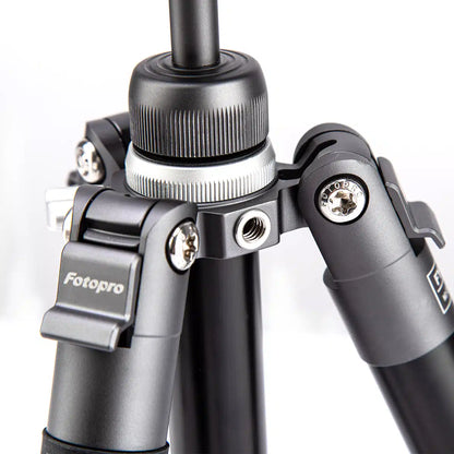 Free-1 Compact Tripod